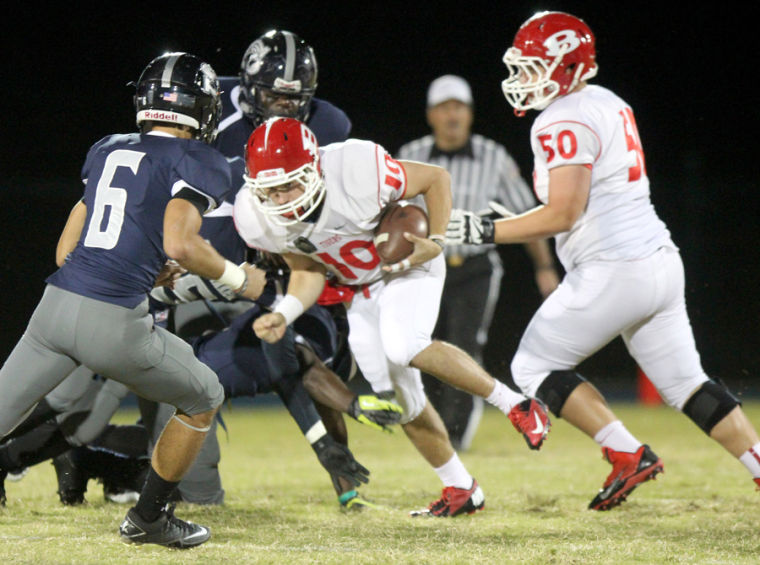 ShoemakerBeltonFootball31a.jpg